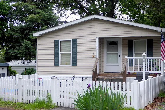 Cedar Grove Manufactured Home Community 7