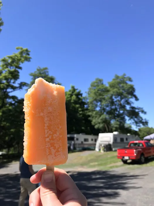 Green Valley Campground-Grocery 8