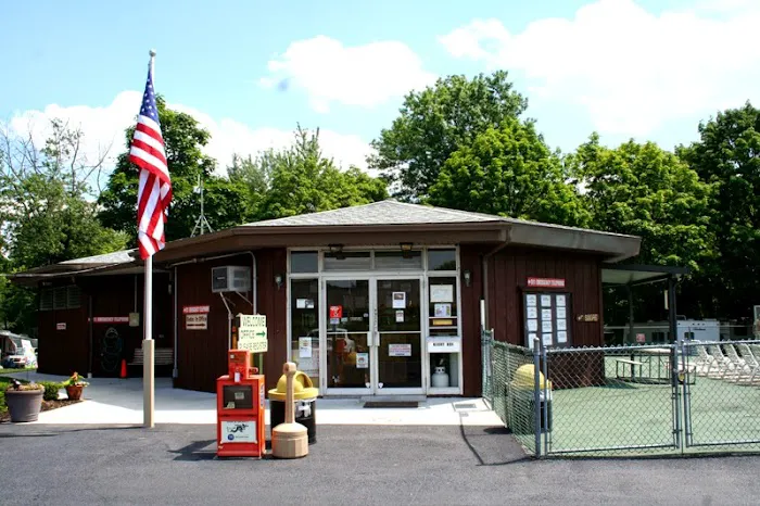 Harrisburg East Campground and Storage 5