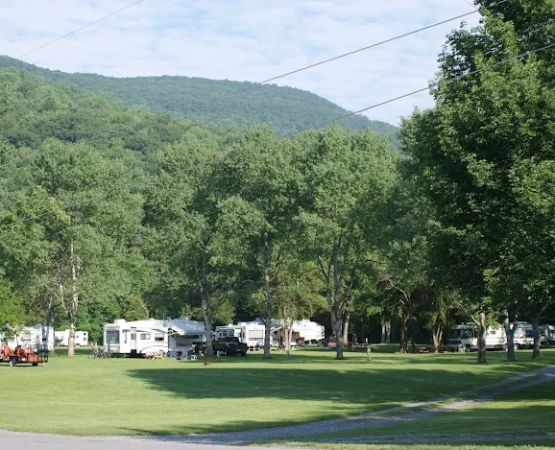 Squarewood Acres Campground