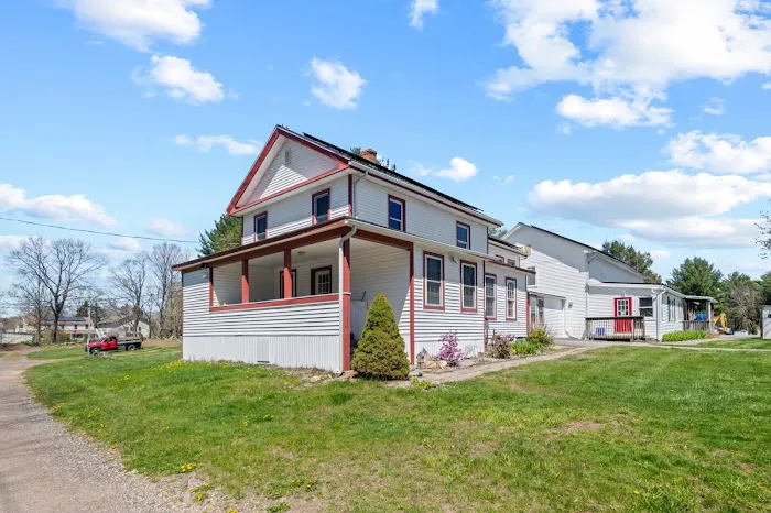 Wolf's Den Family Campground 4