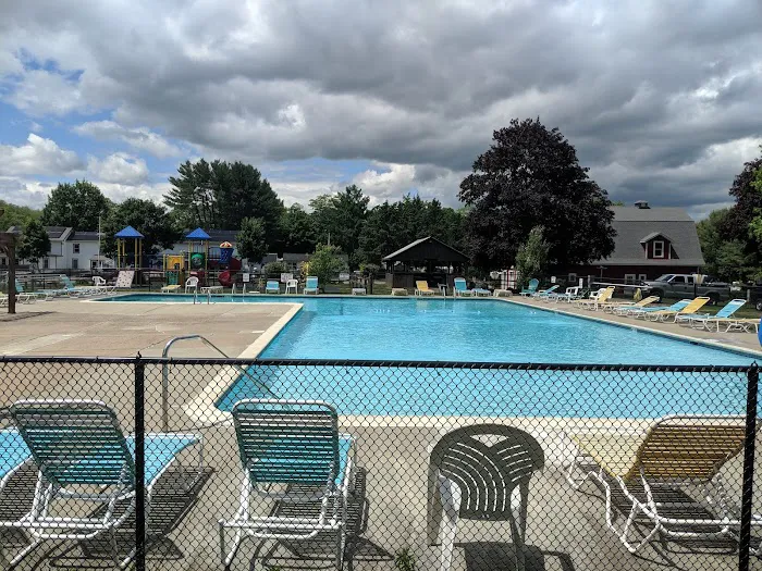 Wolf's Den Family Campground 5