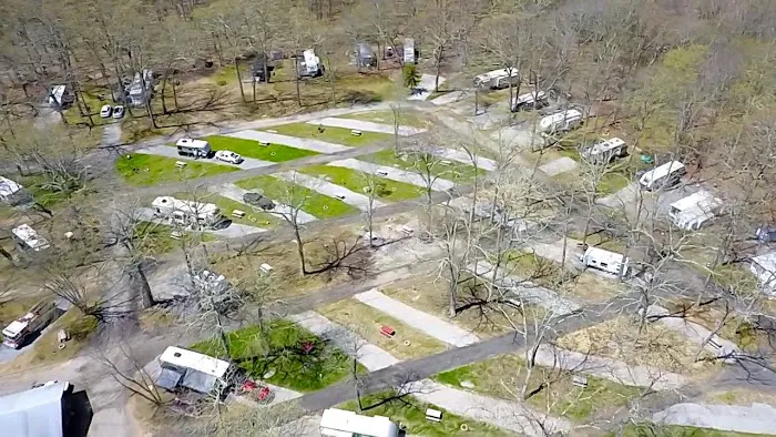 Niantic / I-95 Exit 72 KOA Holiday 5