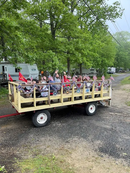 Niantic / I-95 Exit 72 KOA Holiday 7