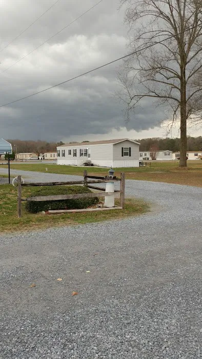 Country Living Mobile Court 0