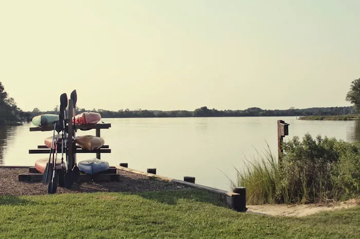Harris Cove Cottages Bed 'N Boat 6