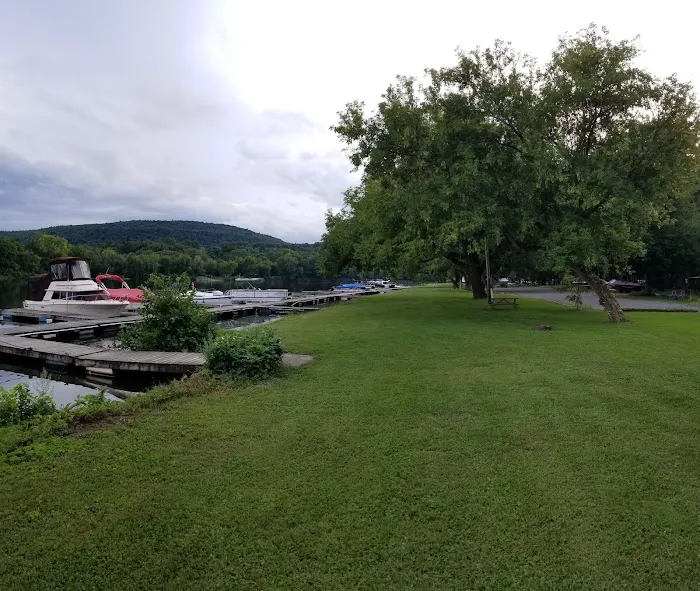 Arrowhead Marina & RV Park 5