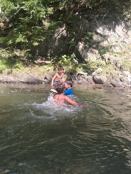 Aqua Vista Valley Campgrounds 4