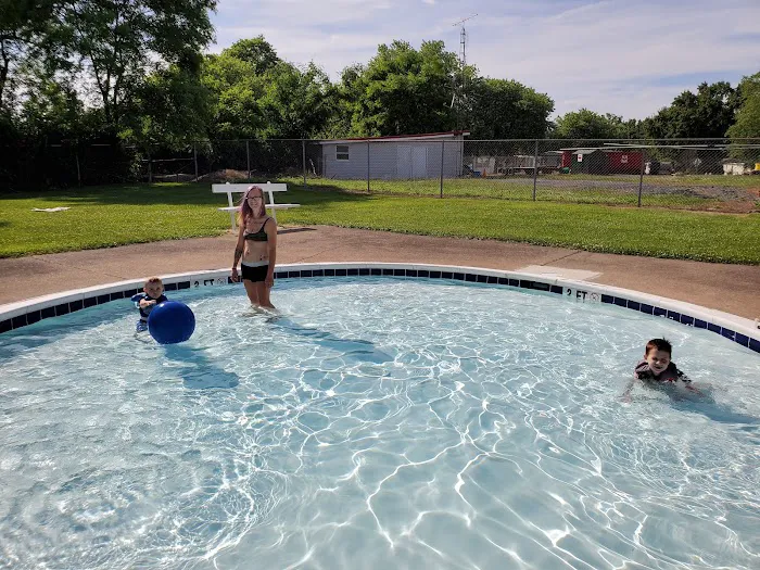 Country Manor West 3