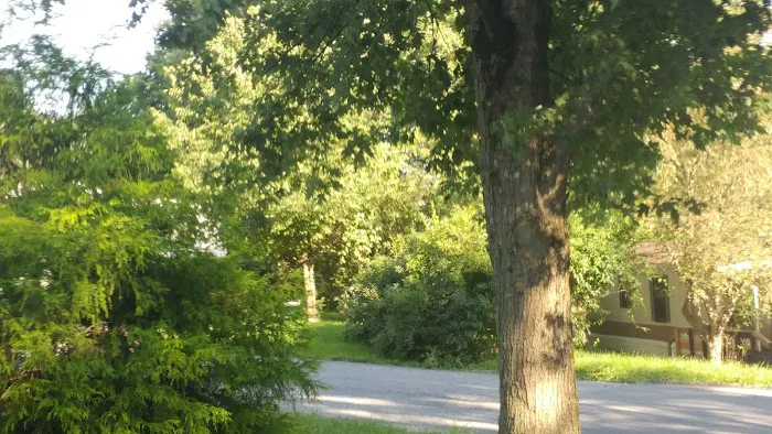 Country Manor West 6