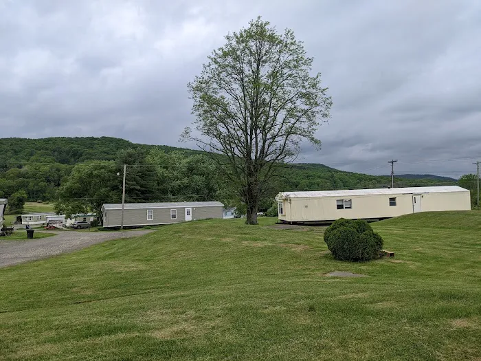 Crestwood Mobile Home Park 7