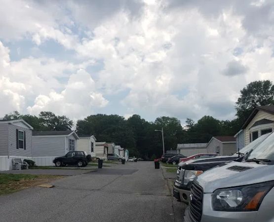 Arundel Mobile Village