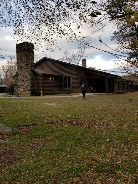 Burba Lake Cottage 9