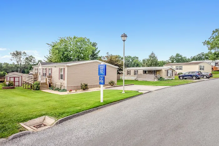 New Oxford Commons Manufactured Home Community 3