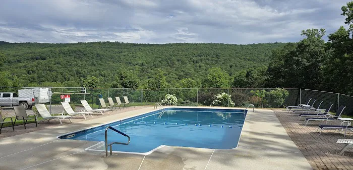 Back Roads Camping and Rv Resort 5