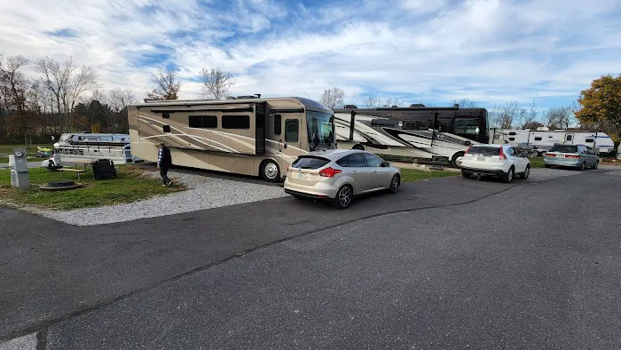 Walmar Manor Campground 4