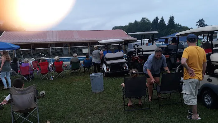 Lost Acres Camping Resort/Eatery 2