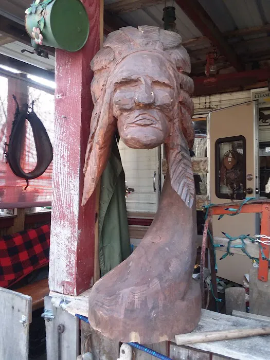 Lost Acres Camping Resort/Eatery 0