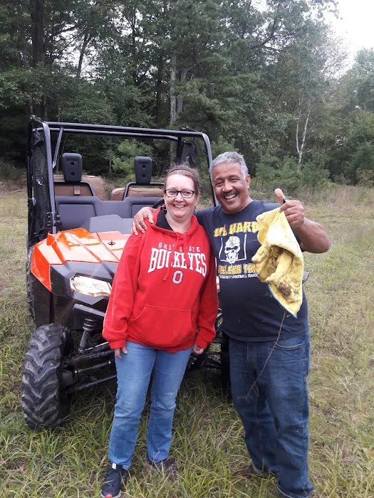 Lost Acres Camping Resort/Eatery 4