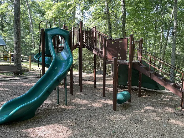 West Thompson Lake Campground 4