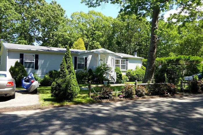 East Hampton Village Manufactured Home Community 0