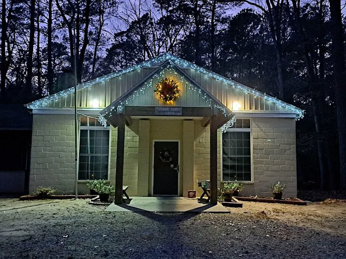 Salisbury Camping and Adventure Park 0