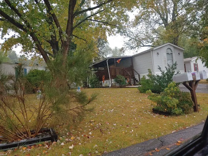 Holiday Mobile Estates 2