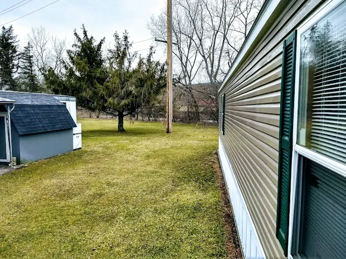 Nate's Floral Estates 4