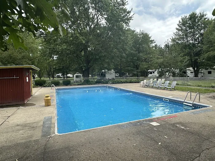 Yellow Lantern Kamp Grounds 6