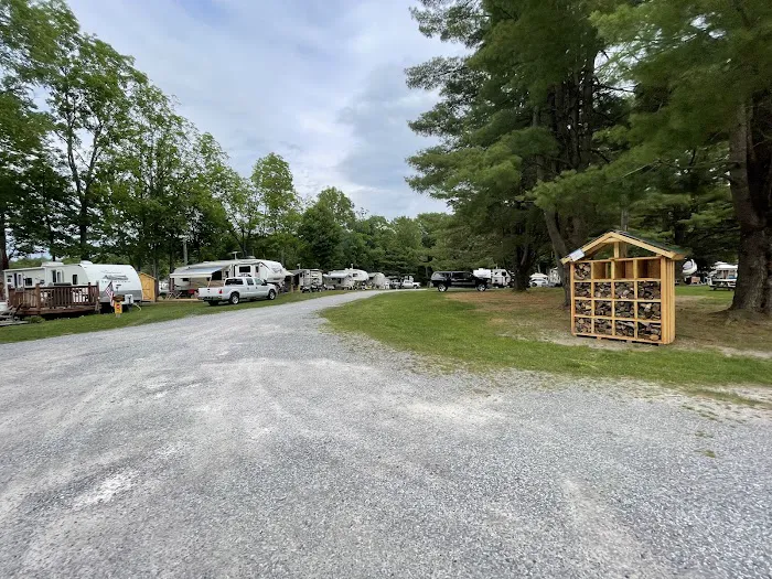 Oneida pines Resort 3