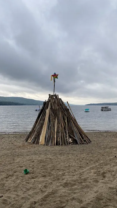 Ponderosa Pines Campgrounds and Bar 0