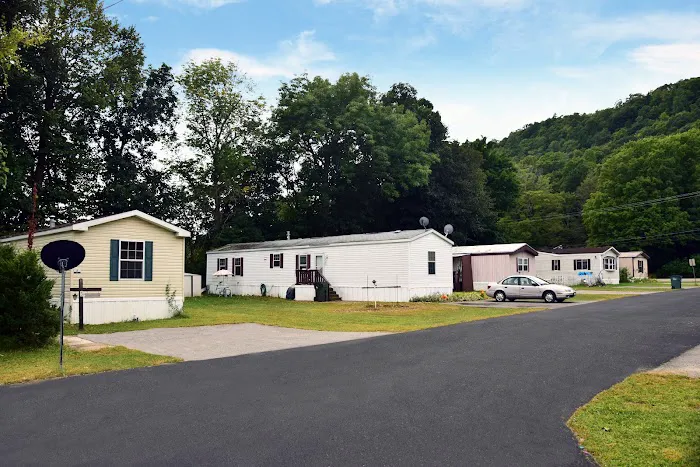 Park D' Antoine Manufactured Home Community 4