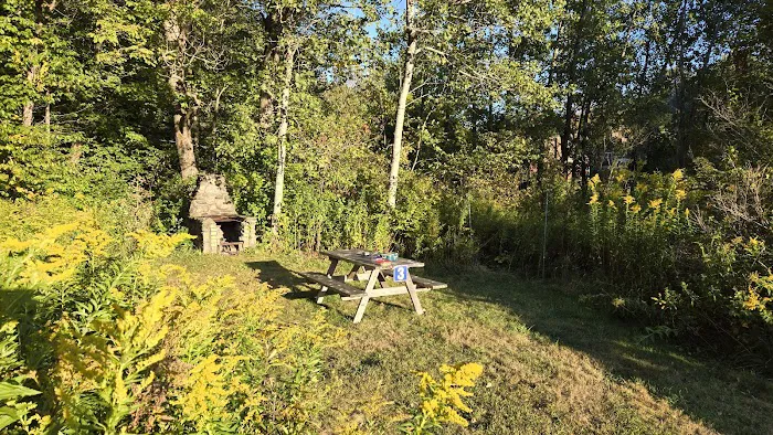 Gus's Gardens Camping 3