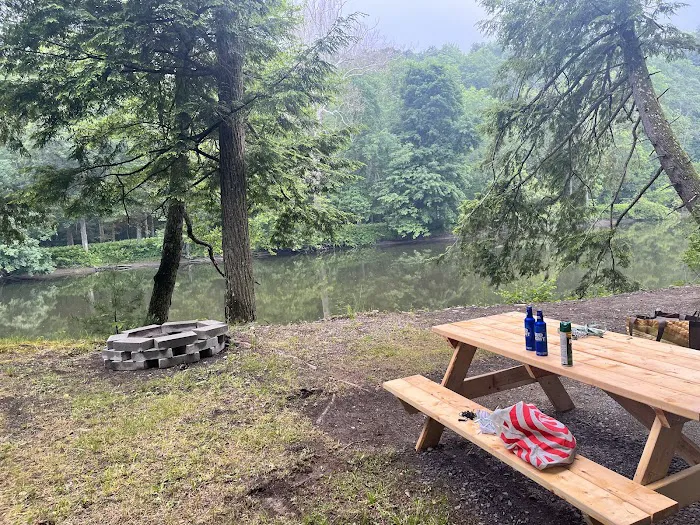 Rivers Edge Retreat 7