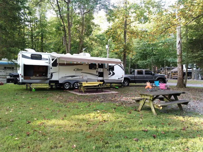 Shoop's Country Campground 8