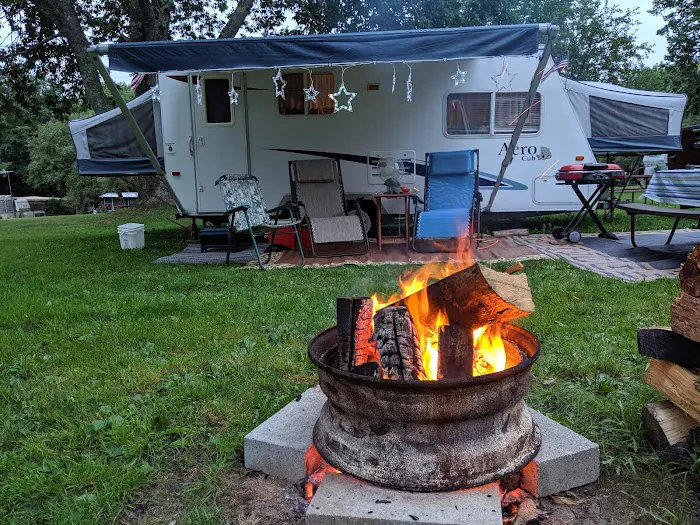 Hide - A- Way Cove Family Campground 8