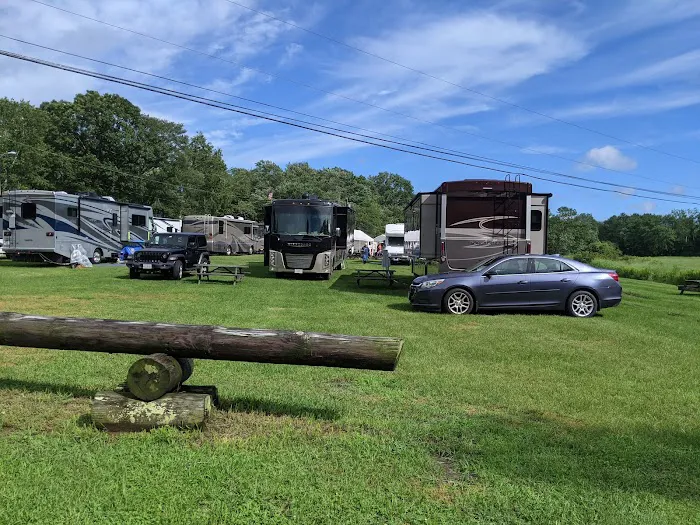 Colaluca Family Campground ) 2