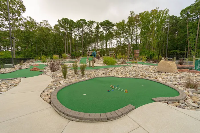 Sun Outdoors Frontier Town 5