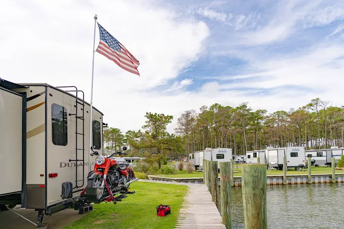 Sun Outdoors Frontier Town 0