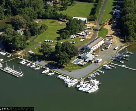 Dennis Point Marina & Campground