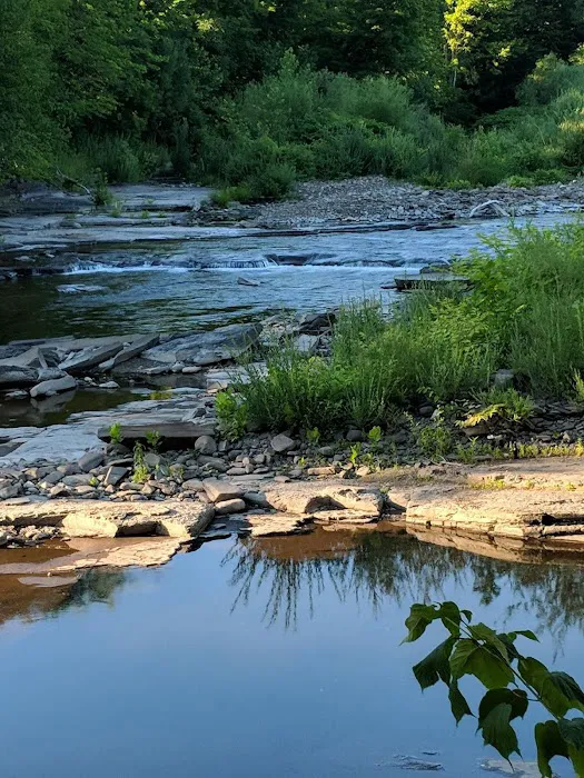 Rock Ledge Campground and RV Park 4