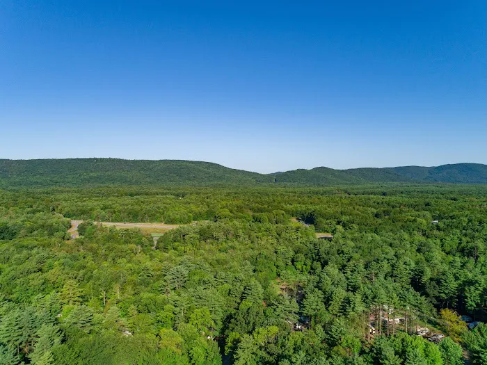 Sun Retreats Adirondack Gateway 8