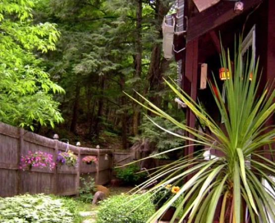 Rock River Cottage & Antiques