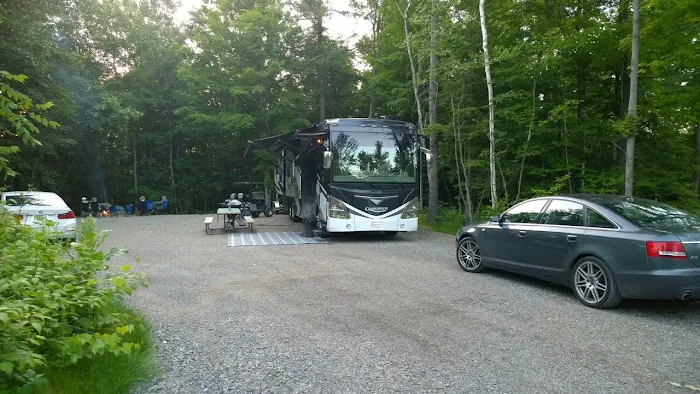 Moose Hillock Camping Resorts - NY 7