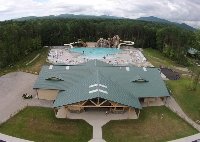 Moose Hillock Camping Resorts - NY 9