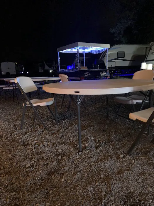 BlueWhiteRV at The Lion's Den 7