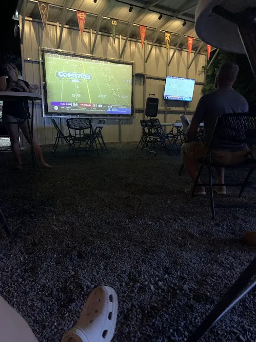 BlueWhiteRV at The Lion's Den 2