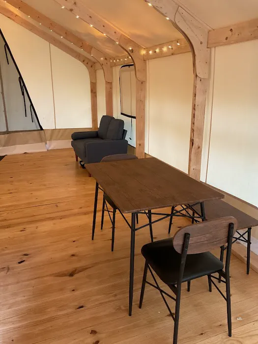 Airydale Retreat on Stone Mountain 0