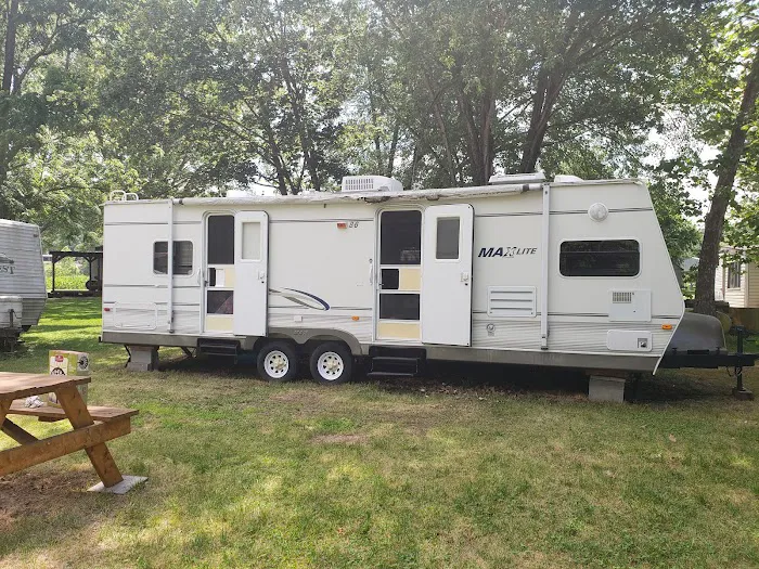 Bowser's Riverfront Campground 8