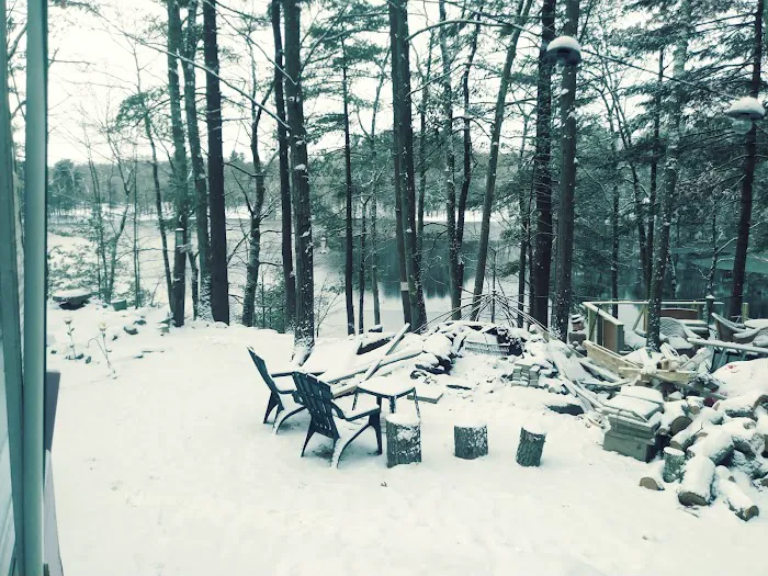 Holiday Acres Camp Grounds 4